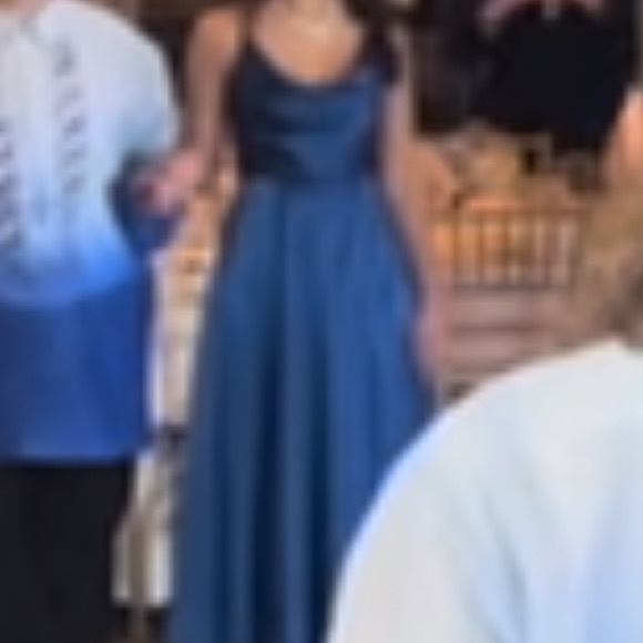 Galina Signature blue dress from David’s Bridal. Size 0. With pockets - Picture 9 of 11